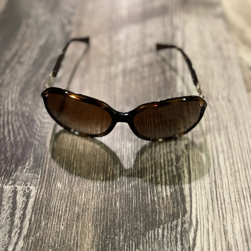Coach logo sunglasses